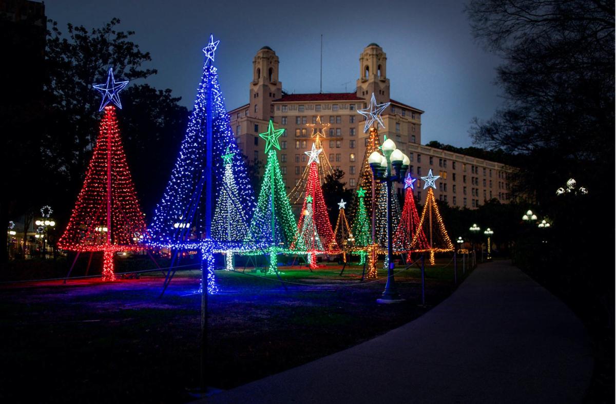 Fayetteville Christmas Lights 2025